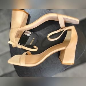 NWT Nude Sandals 👡